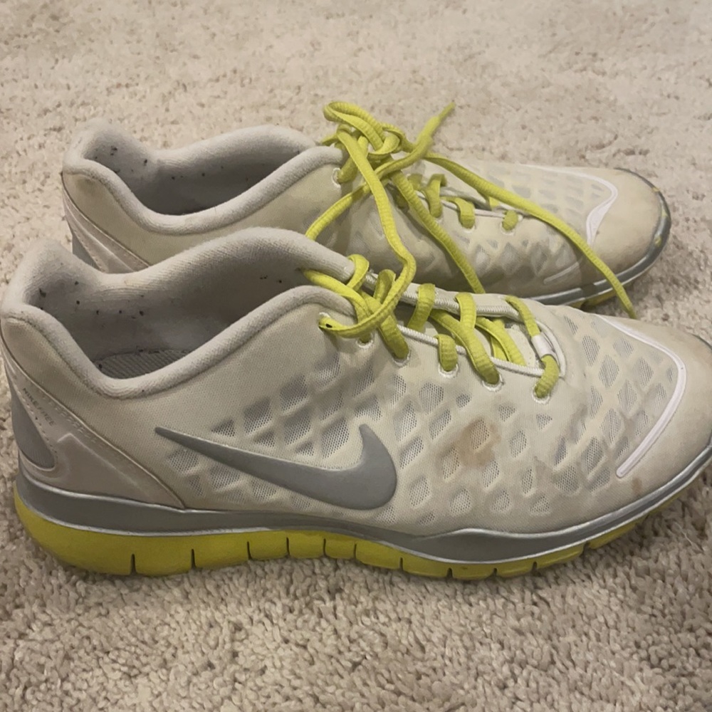 Nike Free - Picture 3 of 4
